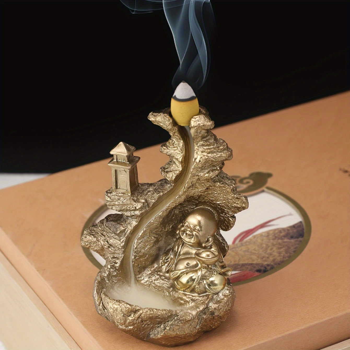 Incensário Cascata Buda Dourado Bodhi