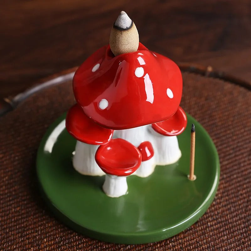 Incensário Cascata Casa Cogumelo Vermelho